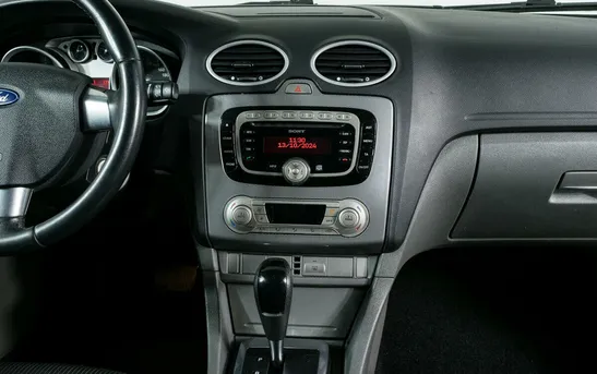 Ford Focus 2.00 автоматическая, фото №7