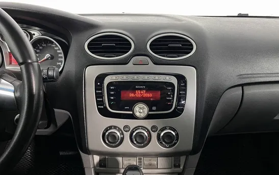 Ford Focus 1.60 автоматическая, фото №8
