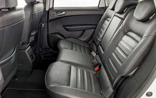 Renault Arkana 1.30 вариатор, фото №16