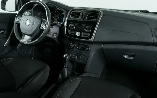 Renault Sandero 1.60 автоматическая, фото №6