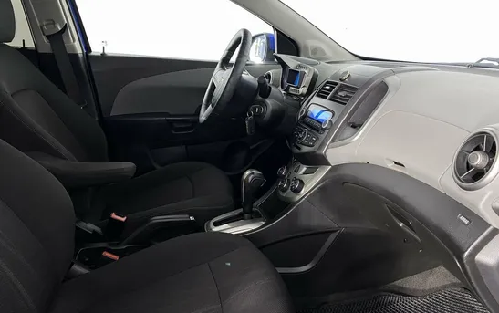 Chevrolet Aveo 1.60 автоматическая, фото №6