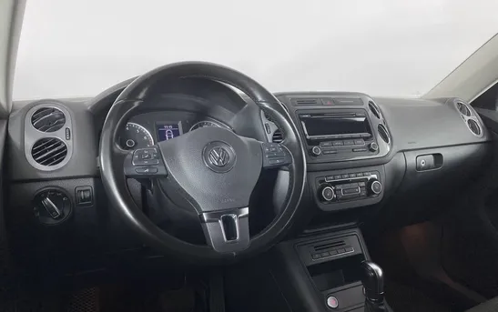 Volkswagen Tiguan 2.00 автоматическая, фото №6
