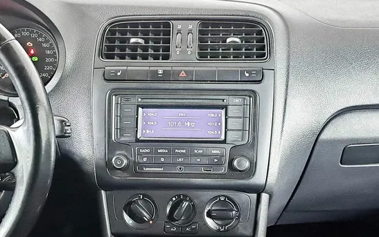 Volkswagen Polo 1.60 автоматическая, фото №7