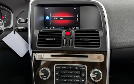 Volvo XC60 2.40 автоматическая, фото №9