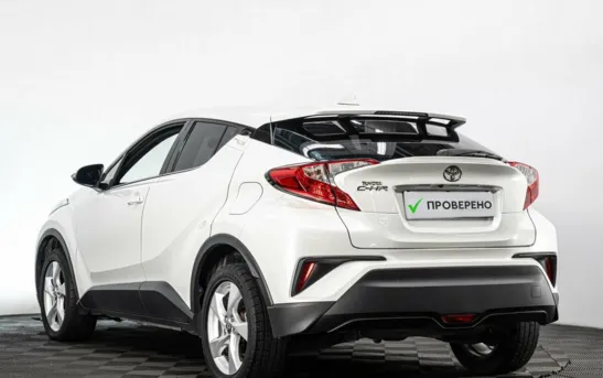 Toyota C-HR 2.00 вариатор, фото №4