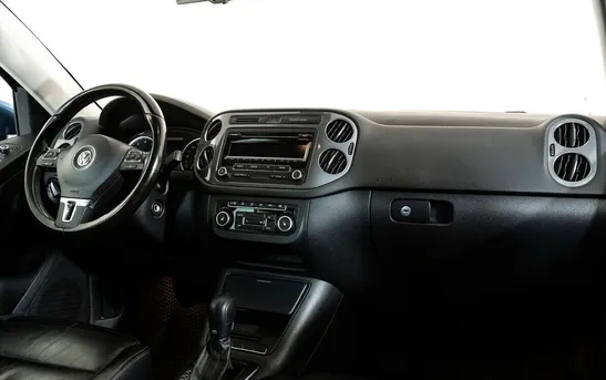Volkswagen Tiguan 2.00 автоматическая, фото №5