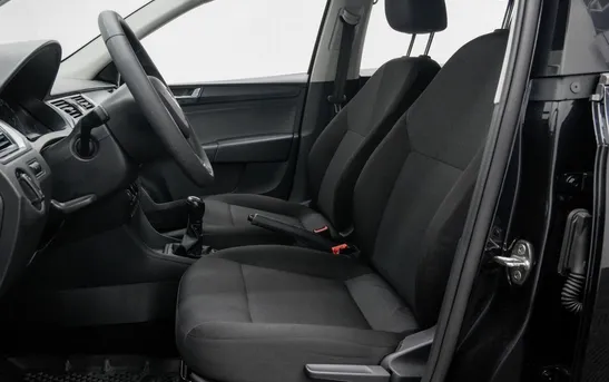 Skoda Rapid 1.60 механика, фото №7