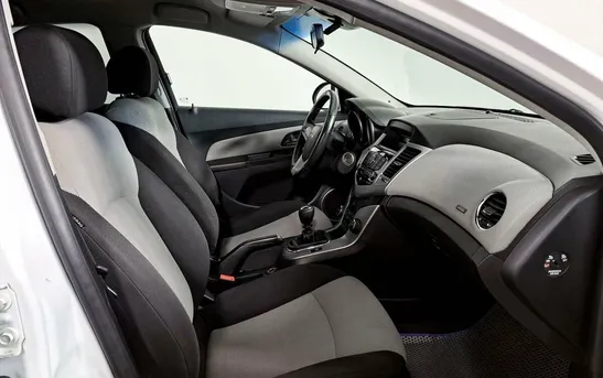 Chevrolet Cruze 1.80 механика, фото №6