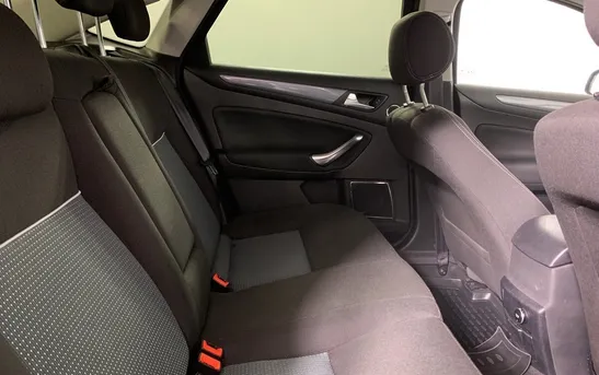 Ford Mondeo 2.30 автоматическая, фото №9