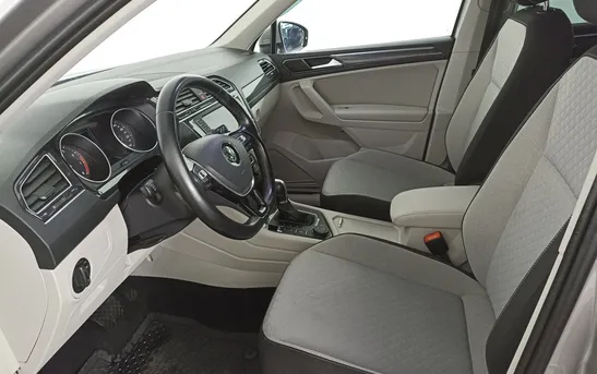 Volkswagen Tiguan 2.00 робот, фото №7
