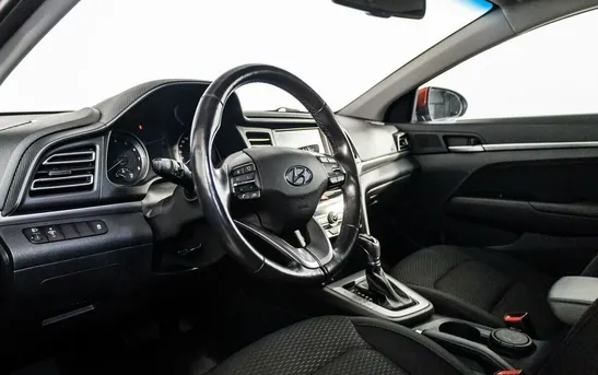 Hyundai Elantra 2.00 автоматическая, фото №8