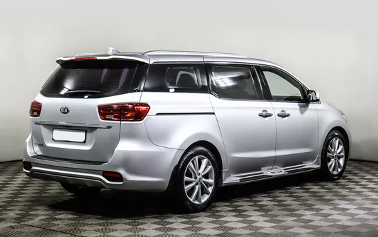 Kia Carnival 2.20 автоматическая, фото №2
