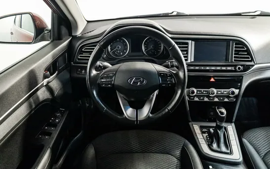 Hyundai Elantra 2.00 автоматическая, фото №10