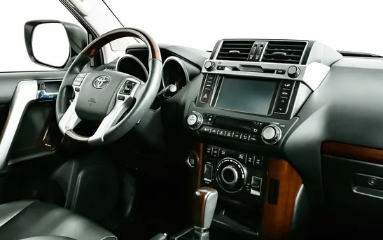 Toyota Land Cruiser Prado 2.80 автоматическая, фото №5