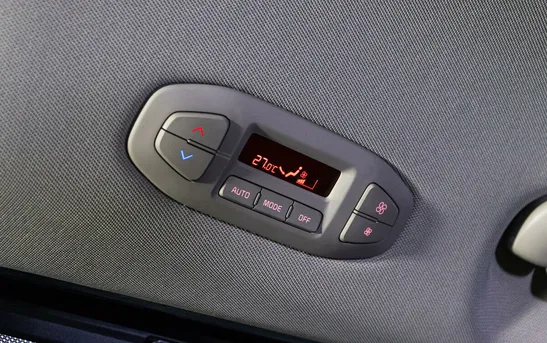 Kia Carnival 2.20 автоматическая, фото №13