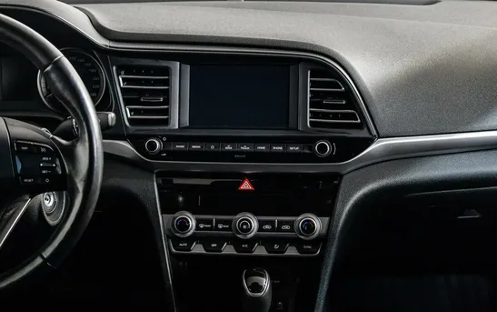 Hyundai Elantra 2.00 автоматическая, фото №11