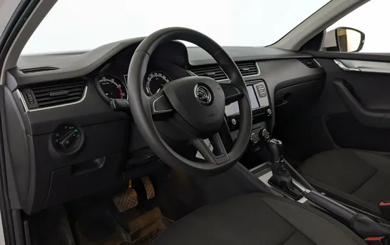 Skoda Octavia 1.60 автоматическая, фото №6