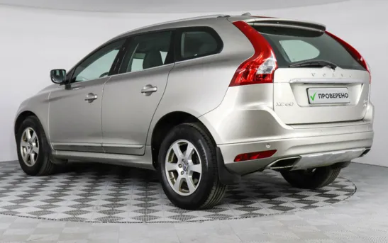 Volvo XC60 2.40 автоматическая, фото №4