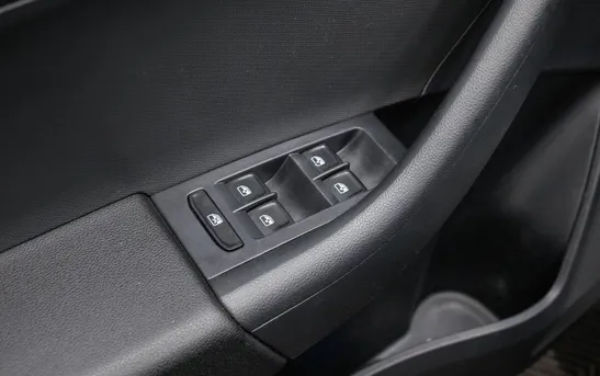 Skoda Rapid 1.60 механика, фото №12