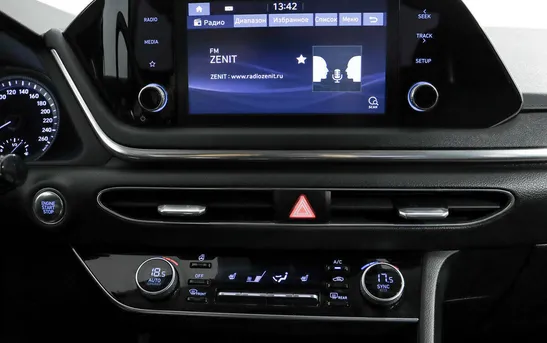 Hyundai Sonata 2.00 автоматическая, фото №11