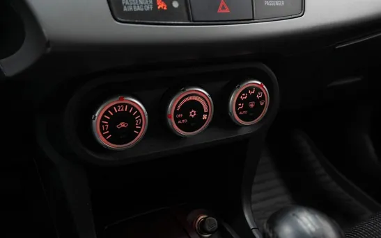 Mitsubishi Lancer 2.00 механика, фото №10