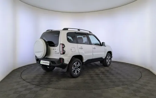 Lada (ВАЗ) Niva 1.70 механика, фото №2