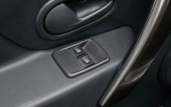 Renault Logan 1.60 вариатор, фото №15