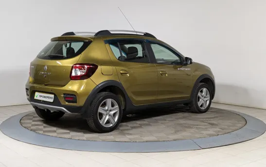 Renault Sandero 1.60 механика, фото №2