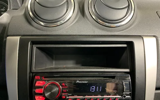 Nissan Almera 1.60 механика, фото №9