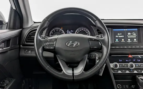 Hyundai Elantra 1.60 автоматическая, фото №9