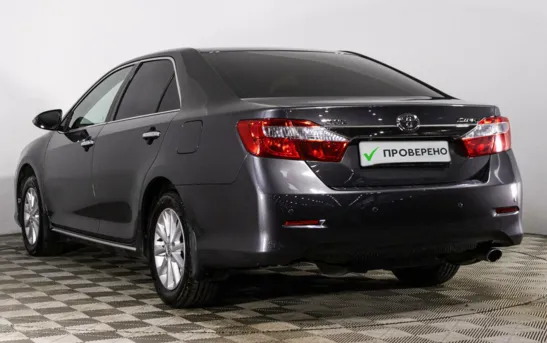 Toyota Camry 2.50 автоматическая, фото №4