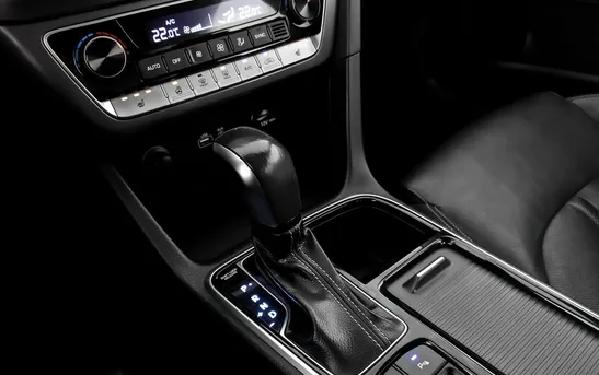 Hyundai Sonata 2.00 автоматическая, фото №16