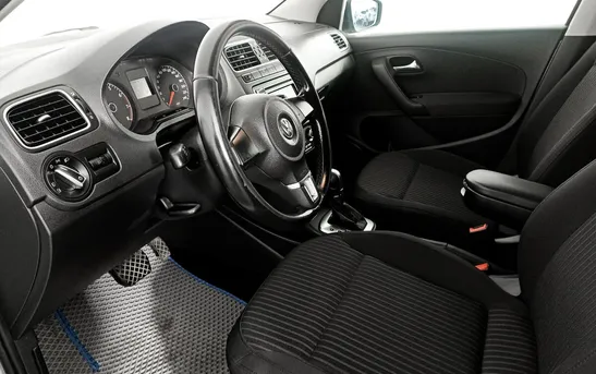 Volkswagen Polo 1.60 автоматическая, фото №9