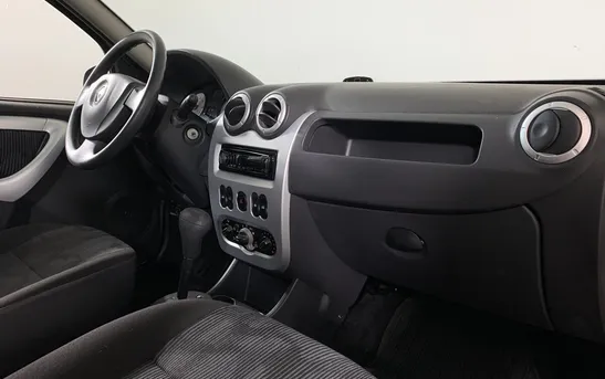 Renault Sandero 1.60 автоматическая, фото №7