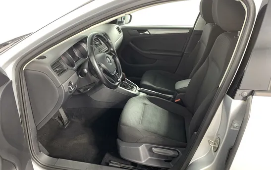 Volkswagen Jetta 1.60 автоматическая, фото №6