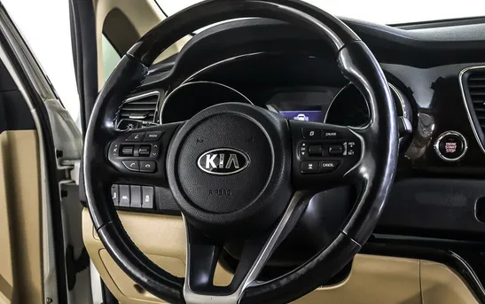 Kia Carnival 2.20 автоматическая, фото №8