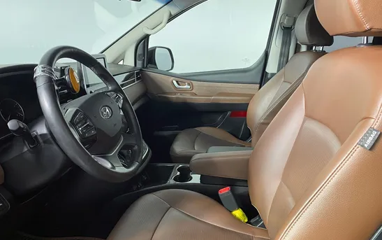 Hyundai Grand Starex 2.50 автоматическая, фото №5