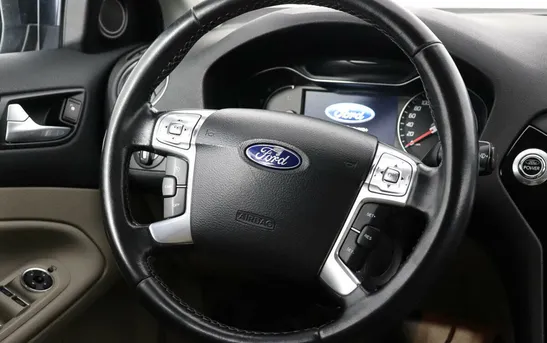 Ford Mondeo 2.30 автоматическая, фото №8