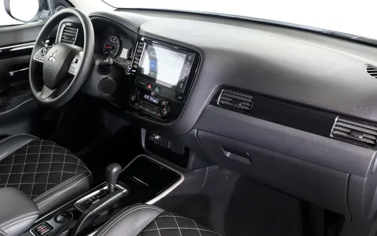 Mitsubishi Outlander 2.00 вариатор, фото №5
