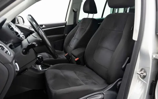 Volkswagen Tiguan 2.00 автоматическая, фото №7