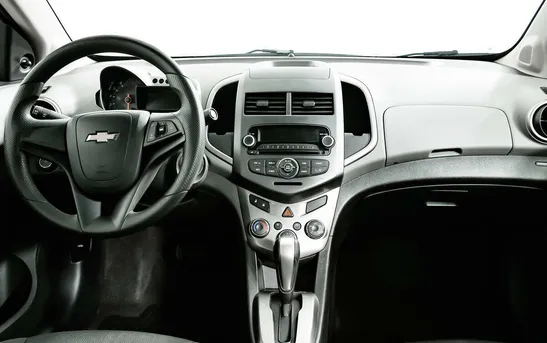 Chevrolet Aveo 1.60 автоматическая, фото №6