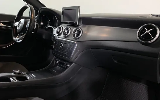 Mercedes-Benz CLA 1.60 робот, фото №6