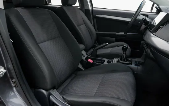 Mitsubishi Lancer 1.50 механика, фото №8