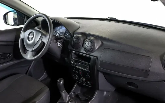 Nissan Almera 1.60 механика, фото №9