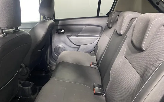 Renault Sandero 1.60 автоматическая, фото №9