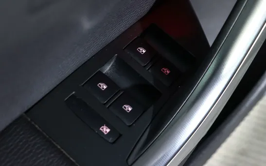 Opel Astra 1.40 автоматическая, фото №9