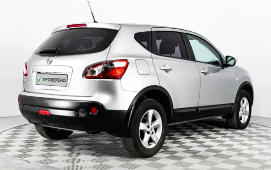 Nissan Qashqai 1.60 вариатор, фото №2