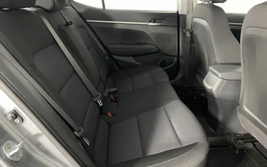 Hyundai Elantra 1.60 механика, фото №6