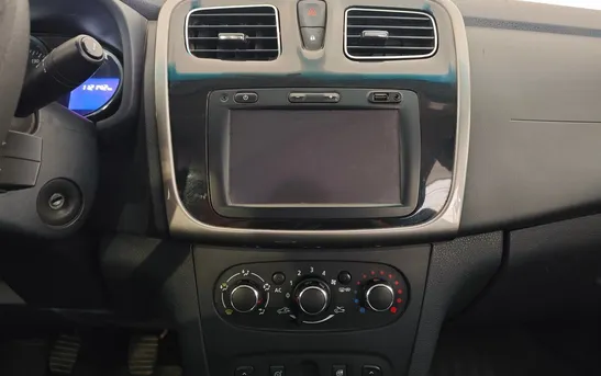 Renault Logan 1.60 механика, фото №7