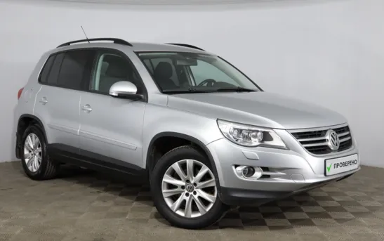 Volkswagen Tiguan 2.00 автоматическая, фото №3